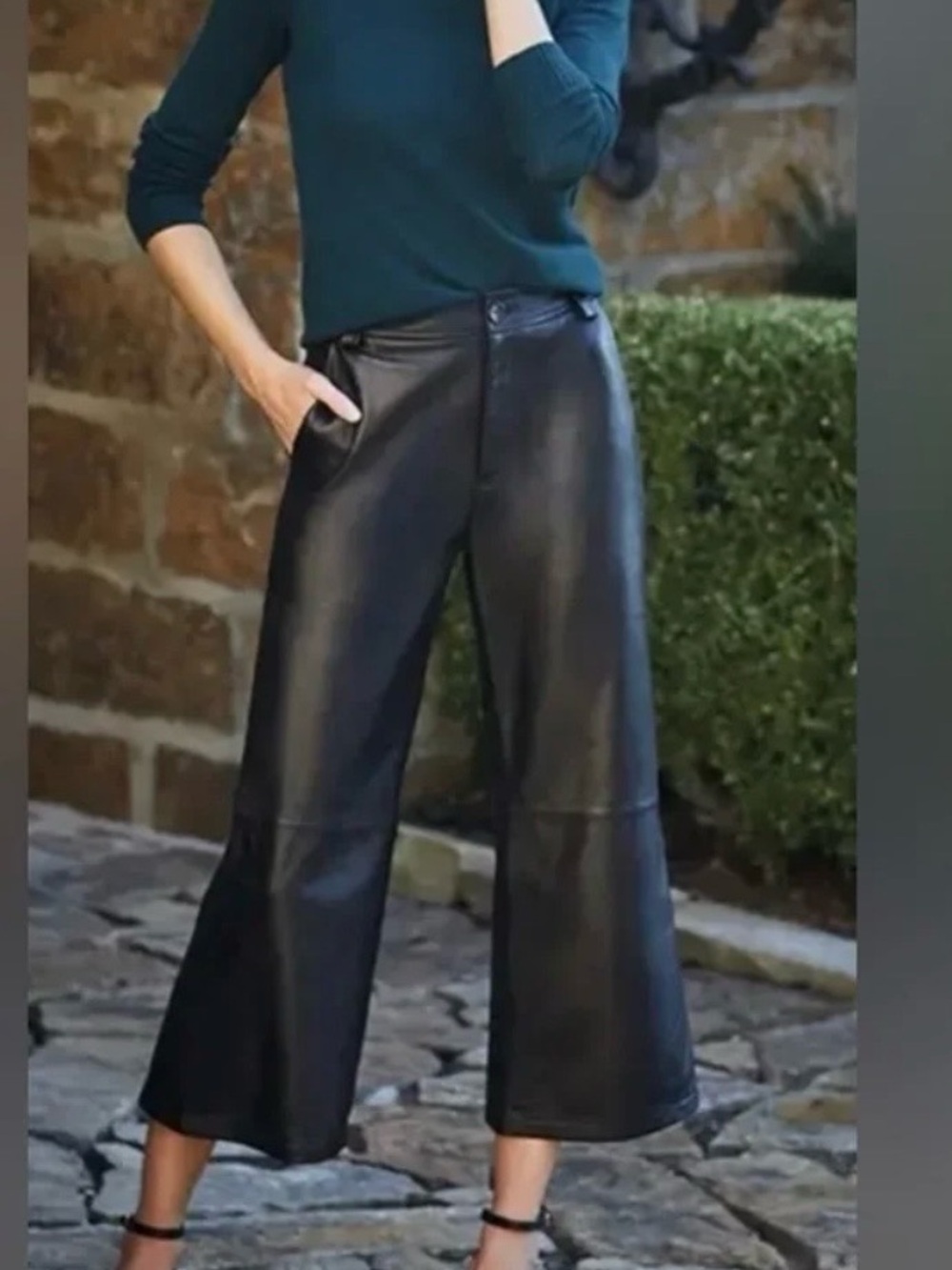 ANTONIO MELANI Black Genuine Leather Wide-Leg Cropped Pants